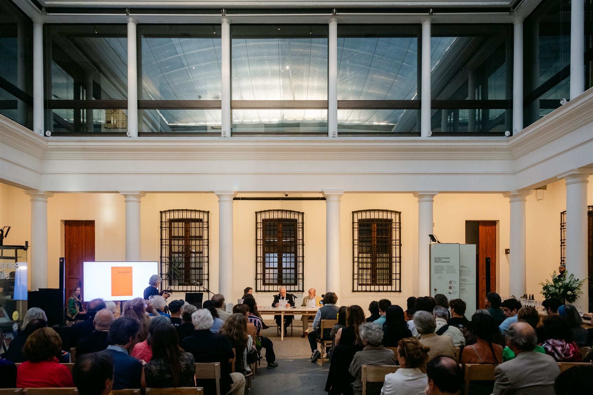 Arquitecto, visionario y coleccionista: lanzamiento libro sobre Sergio Larrain García- Moreno, fundador del Museo Chileno de Arte Precolombino