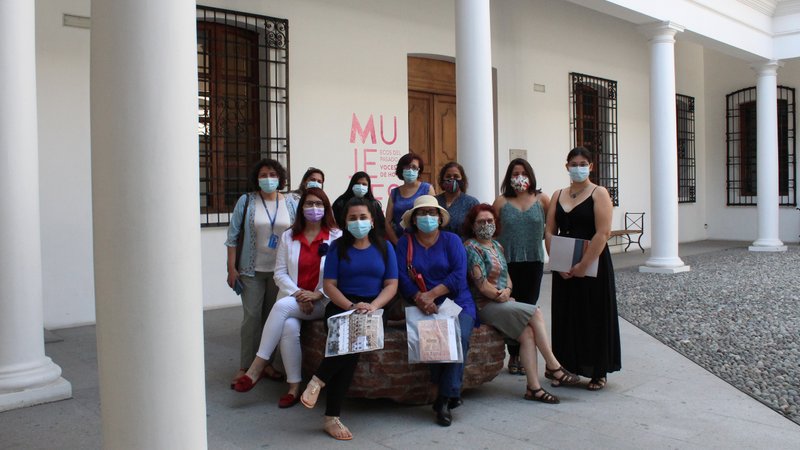 Oficina de la Mujer de la Municipalidad de Santiago lanza su programación en el Museo Precolombino