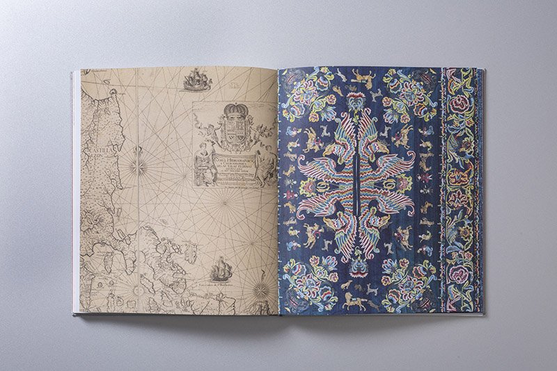 Libro de exposición “Contactos. Textiles coloniales de los Andes” explora dinámicas culturales producidas por el contacto entre dos mundos
