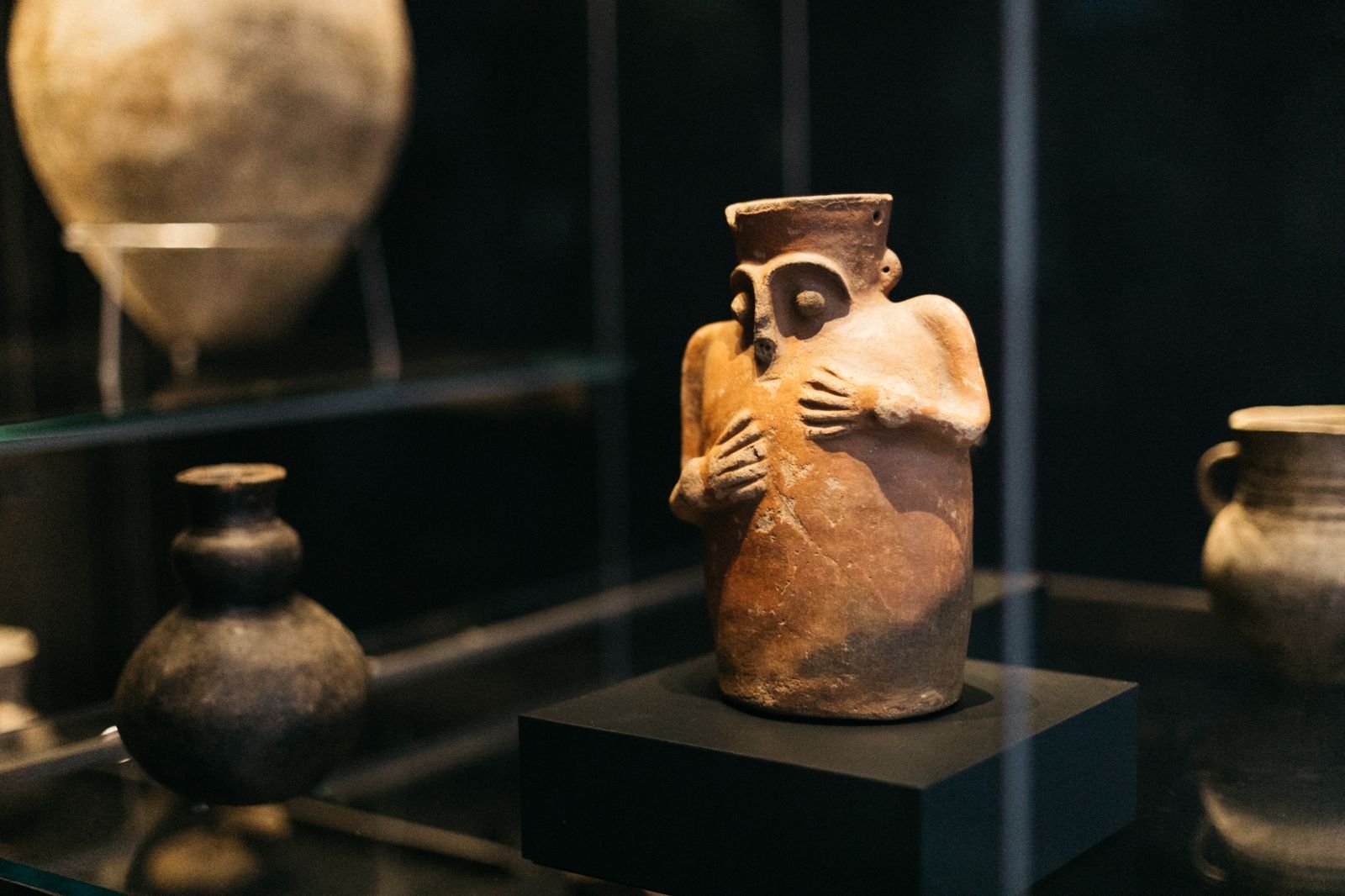 Museo Chileno de Arte Precolombino desarrolla el primer Catálogo Razonado de la colección mapuche en exhibición